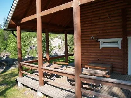 木屋 瑟琳娜度假别墅 *